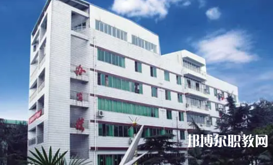 成都實(shí)驗(yàn)商貿(mào)管理學(xué)校2024年報(bào)名條件、招生要求、招生對(duì)象