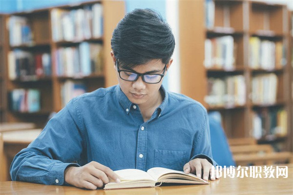 河南哪里的中職學校能讀現(xiàn)代焊接技術專業(yè)