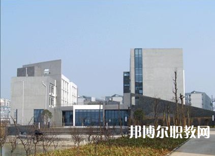 武漢藝術(shù)學(xué)校2023年招生錄取分?jǐn)?shù)線(xiàn)（2024參考）