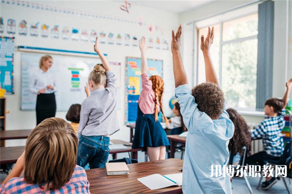 廣東哪里的職業(yè)學校能讀機器人應用與維護(機電一體化)專業(yè)