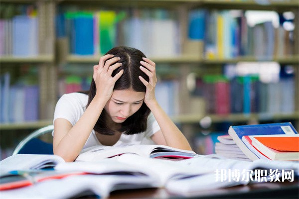 廣西哪里的技工學校能讀美發(fā)專業(yè)
