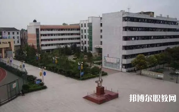 澤州縣周村中學(xué)(職高部)怎么樣、好不好