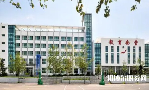 瓦房店市第一中等職業(yè)技術(shù)專業(yè)學(xué)校怎么樣、好不好
