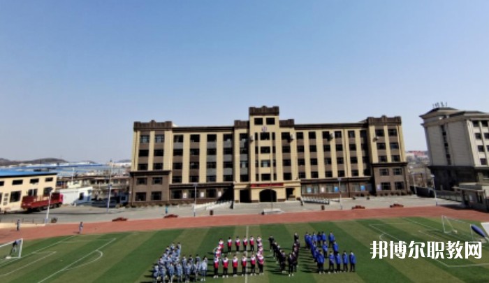 2024瓦房店市機械制造中等職業(yè)技術學校多少錢 瓦房店市機械制造中等職業(yè)技術學校各專業(yè)學費收費標準