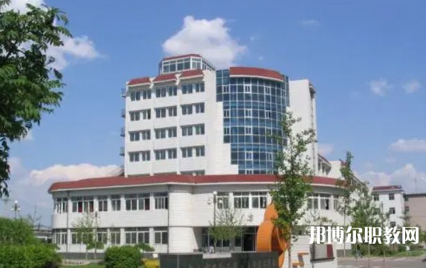 2024鞍山市廣播電視學(xué)校招生計(jì)劃 招生人數(shù)是多少(附要求、條件、對(duì)象)