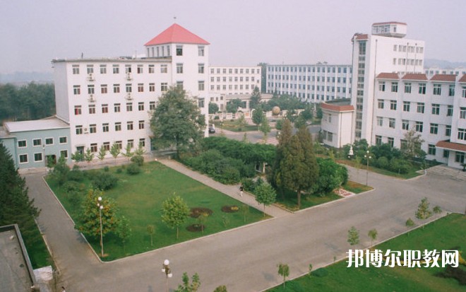 鞍山市廣播電視學(xué)校怎么樣、好不好