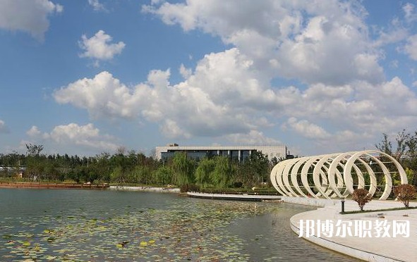 鞍山市現(xiàn)代服務(wù)學(xué)校怎么樣、好不好