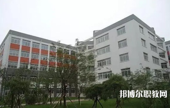 鞍山市藝術學校怎么樣、好不好