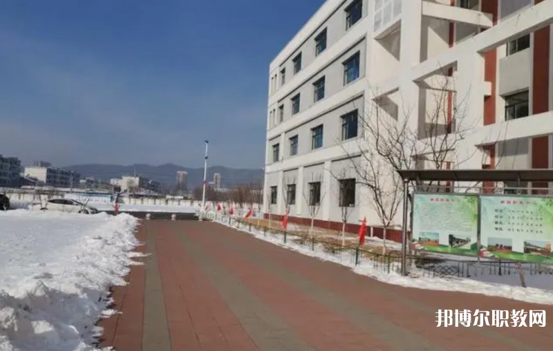 2024新賓縣中等職業(yè)技術(shù)專業(yè)學(xué)校招生計(jì)劃 招生人數(shù)是多少(附要求、條件、對象)