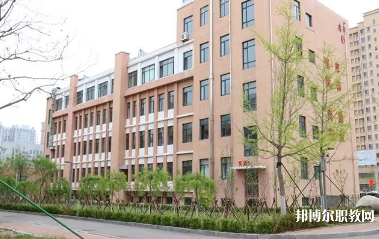 2024丹東市中等職業(yè)技術(shù)專業(yè)學(xué)校招生計(jì)劃 招生人數(shù)是多少(附要求、條件、對(duì)象)