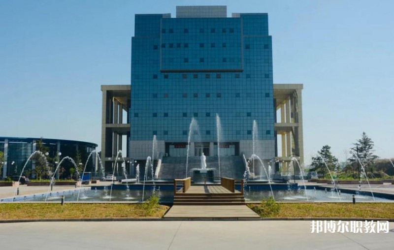 唐山豐潤綜合職業(yè)技術(shù)教育中心2025年報名條件、招生要求、招生對象