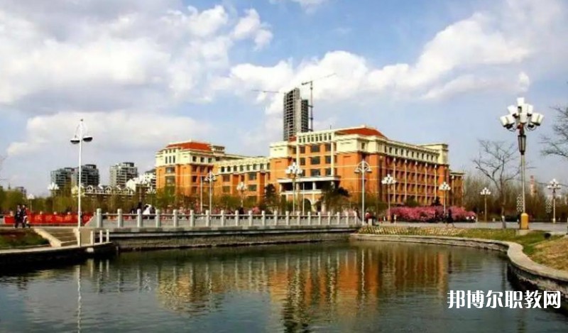 2025渤海大學(xué)附屬中等職業(yè)技術(shù)專業(yè)學(xué)校招生計(jì)劃 招生人數(shù)是多少(附要求、條件、對(duì)象)