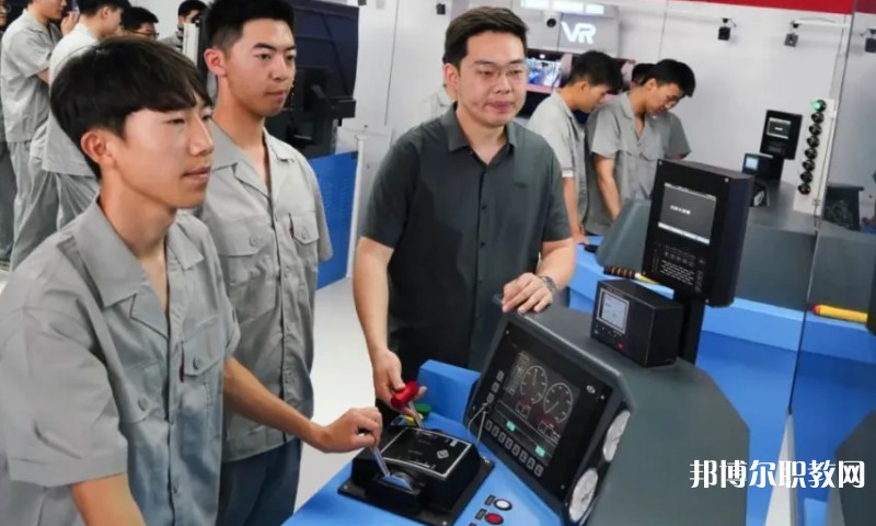 甘肅2025年鐵路學(xué)校讀幾年