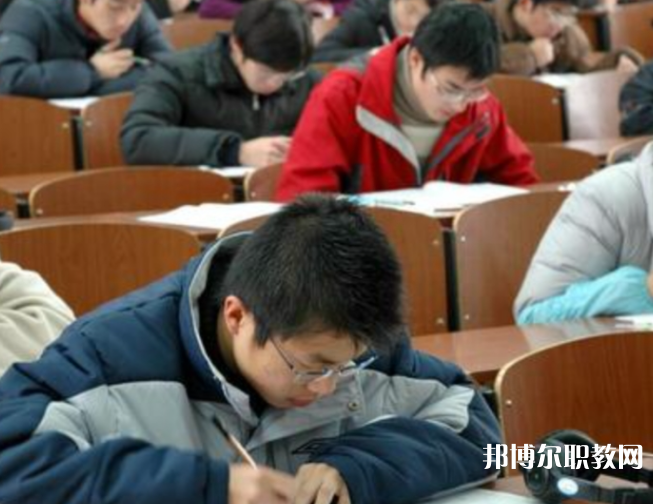 2025信陽職業(yè)中學最新排名前三名單