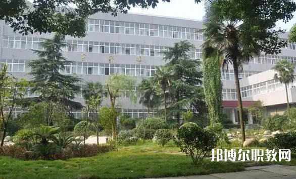 湖北2025年初中生可以去讀什么鐵路學(xué)校