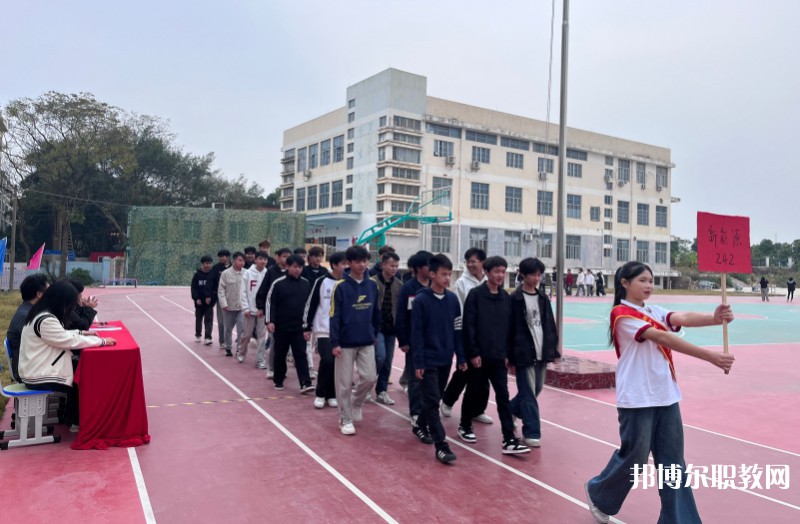 南寧運(yùn)德職業(yè)技術(shù)學(xué)校怎么樣、好不好
