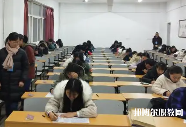 2025湛江中專學校最新排名前三名單