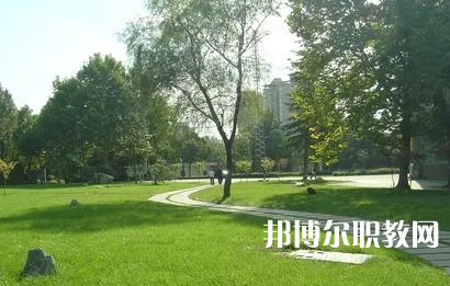 2025南陽中專學(xué)校最新排名前三名單