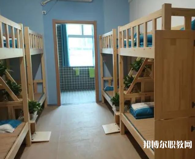 2025黃山中專學(xué)校最新排名前三名單