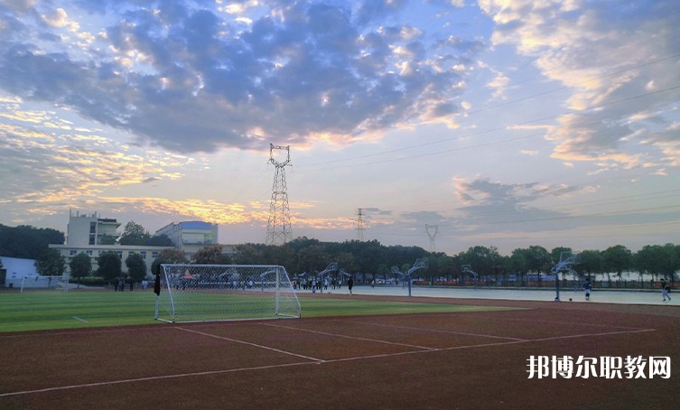 湖北2025年哪所鐵路學校比較好就業(yè)