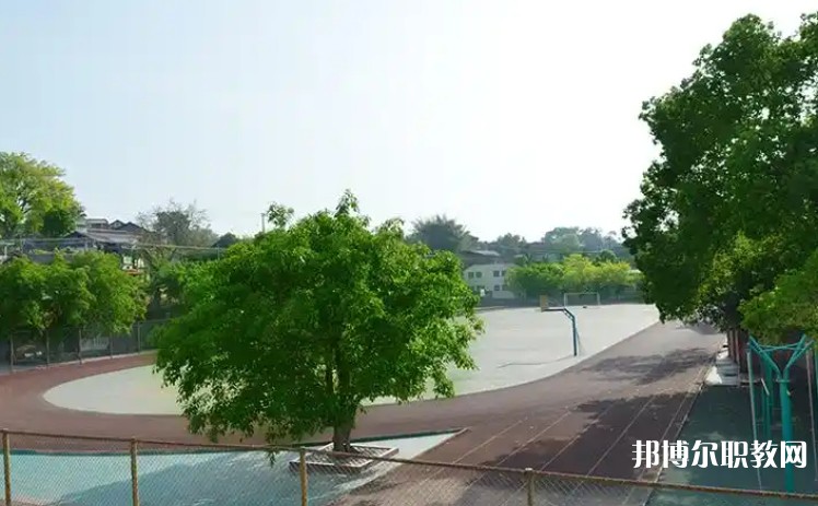 自貢2025年初中生可以讀鐵路學校嗎