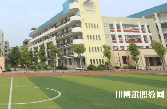 成都2025年鐵路學(xué)校什么時(shí)候開學(xué)